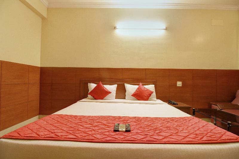 Oyo Flagship 546 Vadapalani Hotel 2*