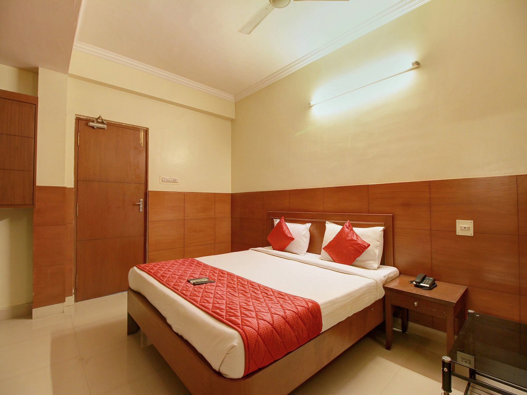 Hotel Oyo Flagship 546 Vadapalani